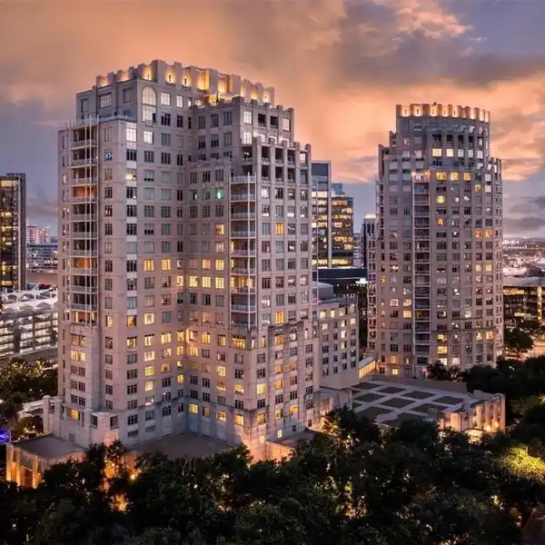 SOPHISTICATED SUB-PENTHOUSE AT THE RITZ-CARLSON RESIDENCES