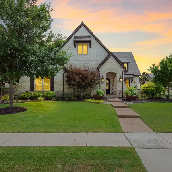 GORGEOUS OPEN-CONCEPT HOME
