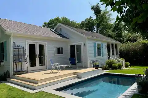 This Newly Renovated Chic Cottage Is the Perfect Retreat