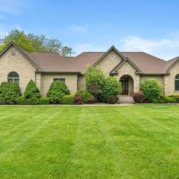 CUSTOM WALK-OUT RANCH WITH HOME THEATER