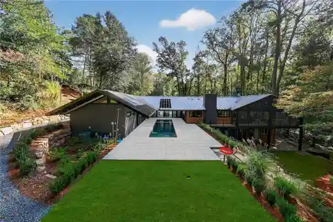 One-Of-A-Kind Modern Retreat on Just Under Two Acres