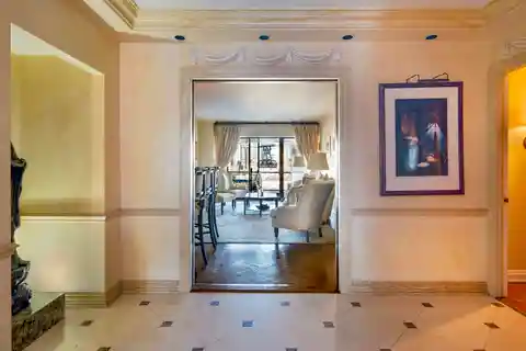 Sprawling Home in a Top Luxury Cooperative