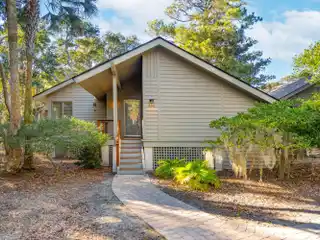 Turnkey Renovated Cottage in the Highly Desirable Oceanwood Area