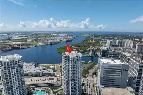 Exquisite Penthouse in the Towers of Channelside