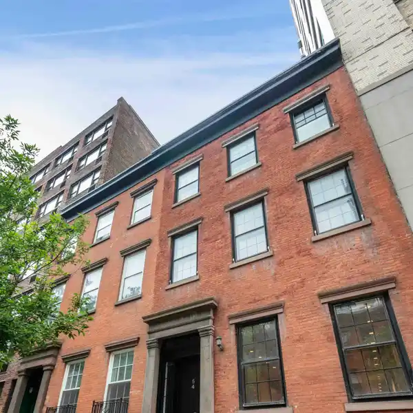 SPECTACULAR PENTHOUSE UPPER DUPLEX RENTAL