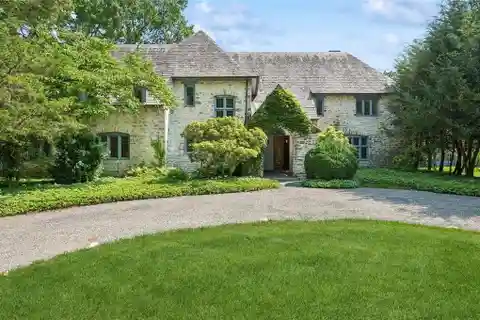 1927 French Countryside-style Estate on Ten Acres
