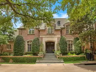 A Showplace in a Prime Location