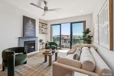 Spacious Top-Floor Condo