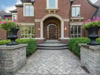 Grand Cathedral-Ceiling Retreat on over Three Acres