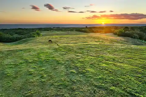Exceptional 31.96-acre Estate Parcel