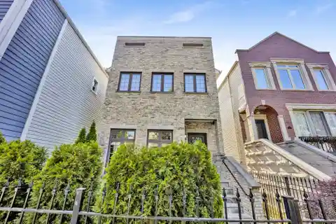 Gorgeous Bright and Open Home