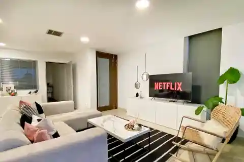 Spectacular Ultra Modern Villa