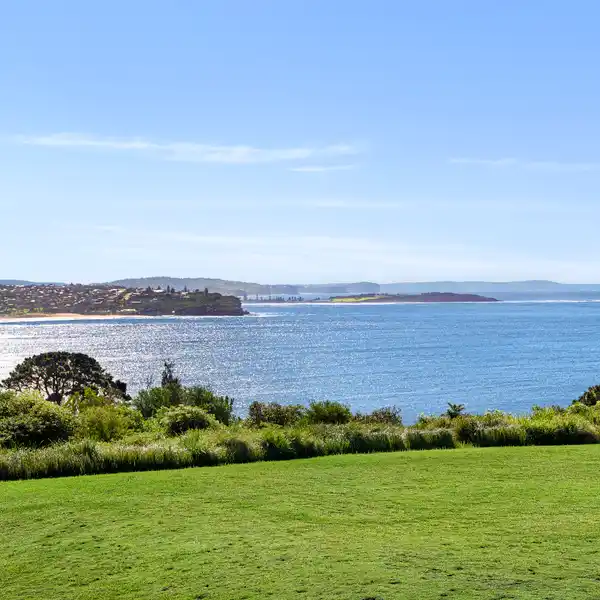 A SANCTUARY OF REFINED COASTAL LUXURY