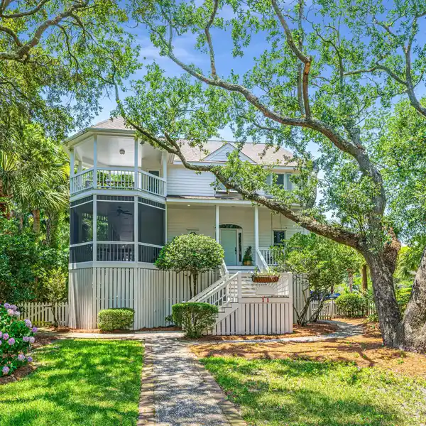 COASTAL RETREAT STEPS FROM THE SAND