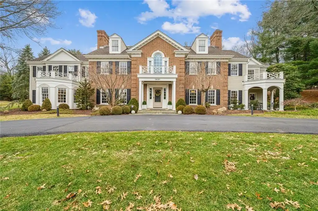 Grand Georgian Colonial Estate