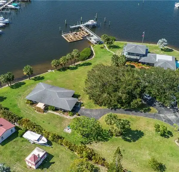 PRIVATE DEEPWATER HAVEN