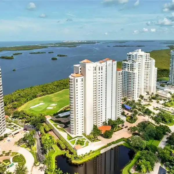 NICELY UPGRADED HIGH-RISE RESIDENCE