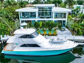 Chic New Construction on Deep Water