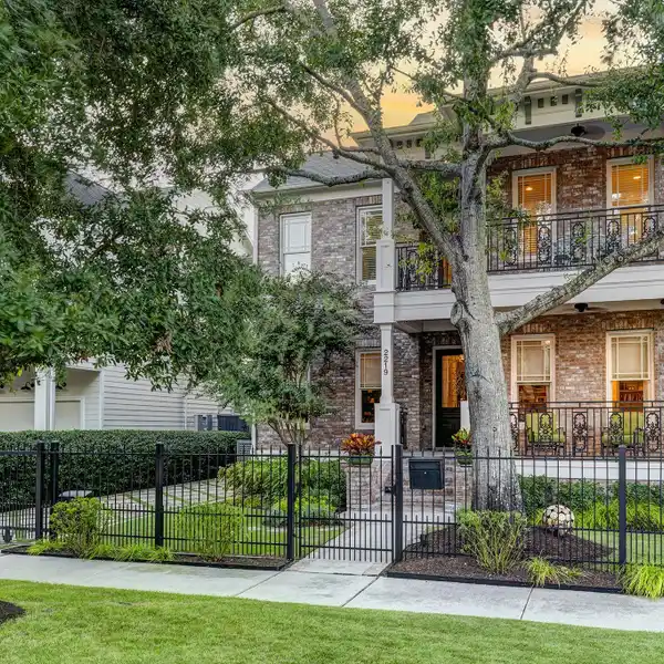 SPECTACULAR LUXURY HOME IN HOUSTON