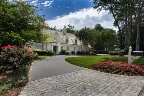 Exquisite Kingswood Estate