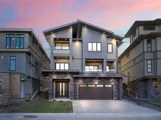 Luxury Residence in Prestigious Patterson Heights