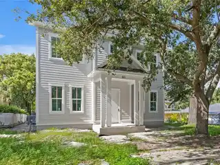 New Construction in Historic Roser Park