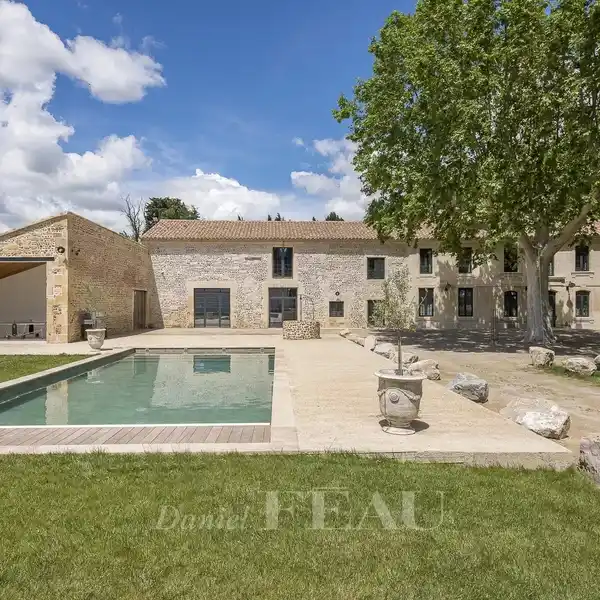 PERIOD CHARM ON EXPANSIVE PROPERTY
