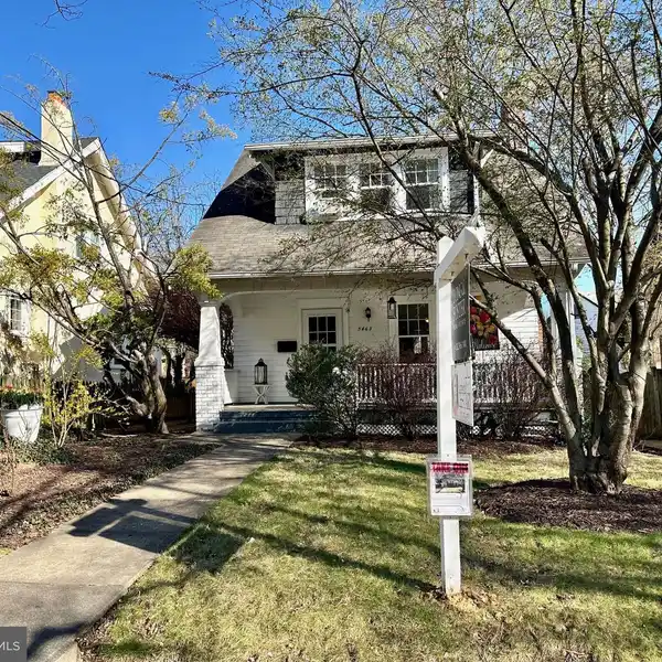 CHARMING BUNGALOW IN DESIRABLE CHEVY CHASE