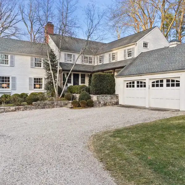 TIMELESS CHARM WITH MODERN LUXURY