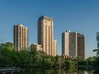 Spectacular One-of-a-kind Lincoln Park 2550 Residence