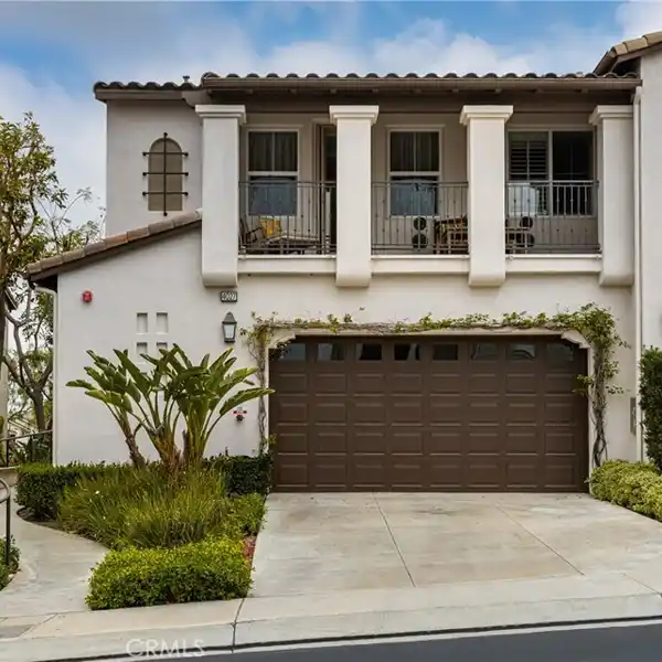 BEAUTIFULLY UPGRADED HOME