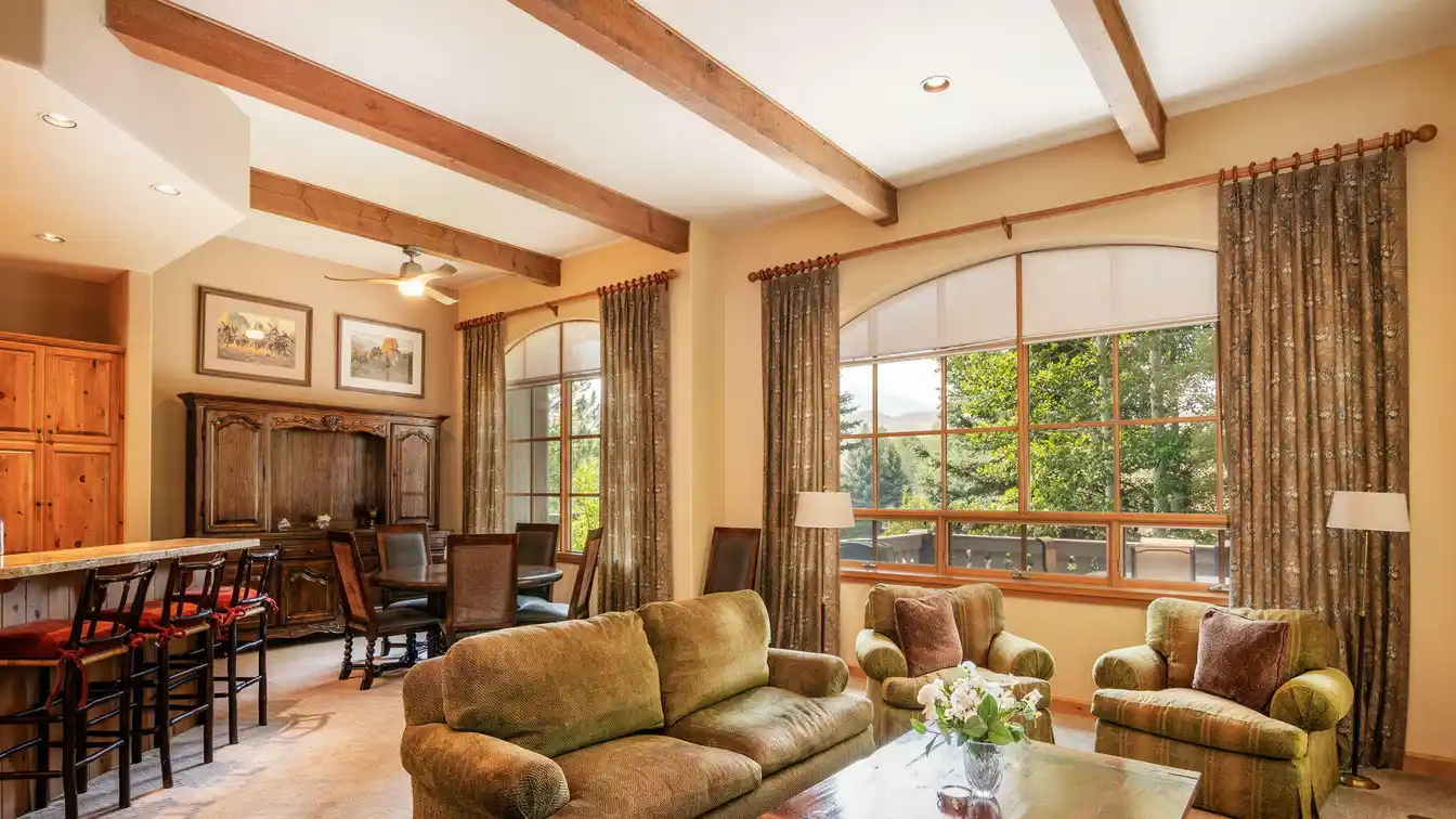 Beautiful Sunpointe Townhome