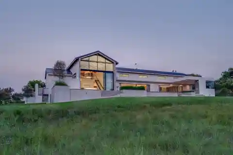 A Home for Those Who Understand the Art of Living