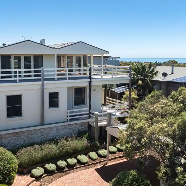 STATELY HOME WITH UNIQUE CHARACTER