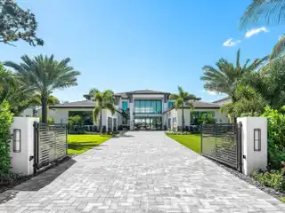 New Waterfront Estate on the Loxahatchee River