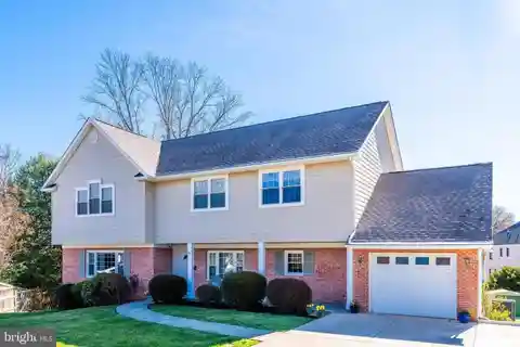 Modern Comforts and Flex Spaces Abound