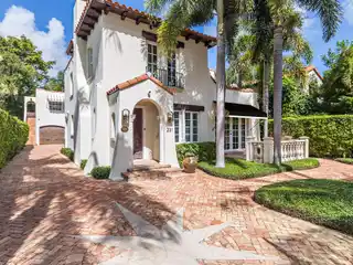 Renovated El Cid Historic Home