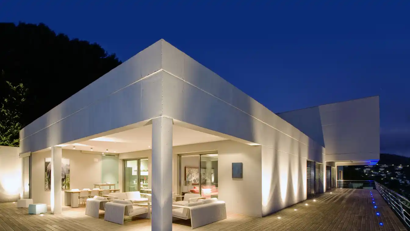 Modern Architect Designed Avant Garde Villa