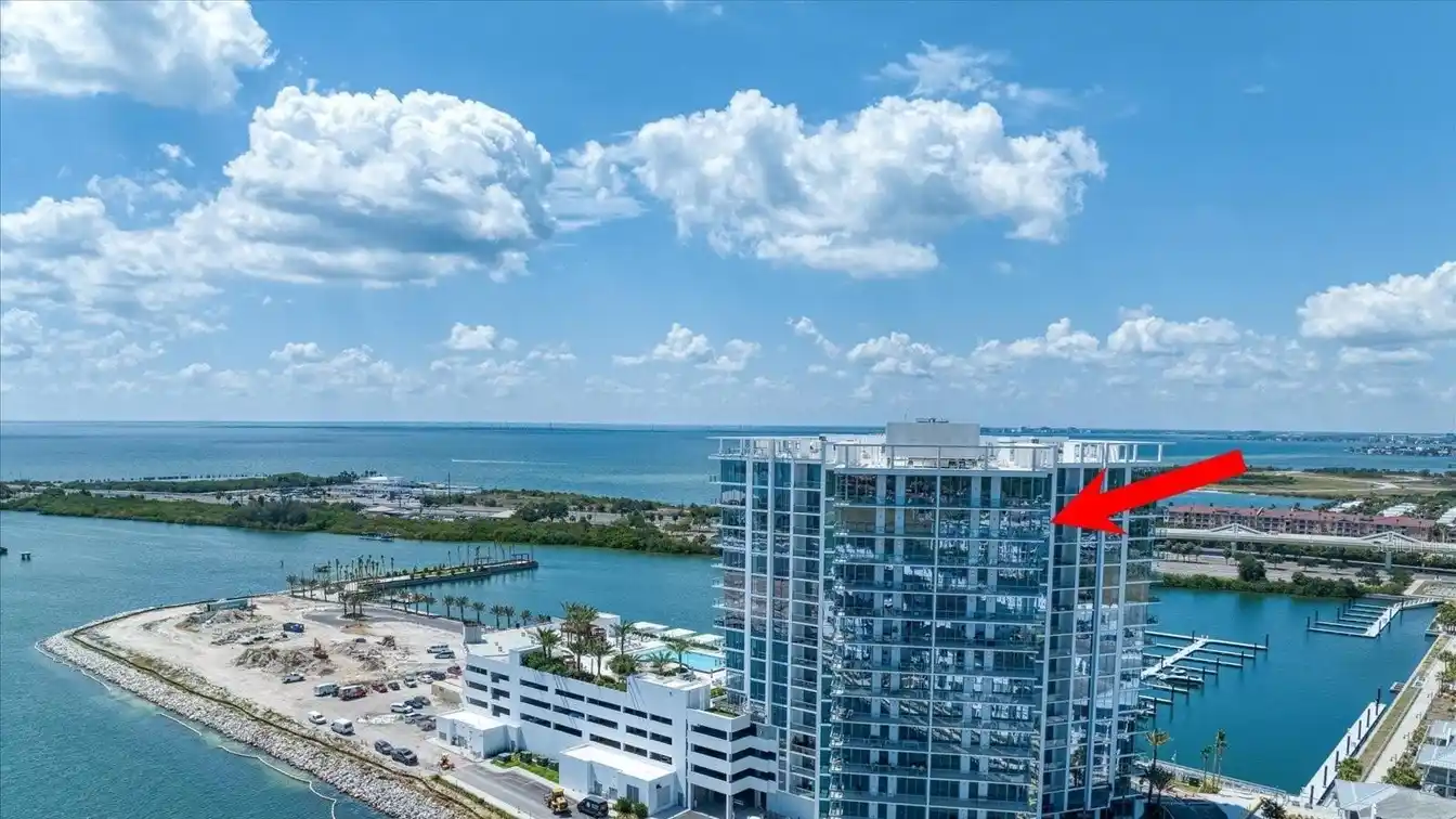 Exquisite Condo Offering Comfort and Style