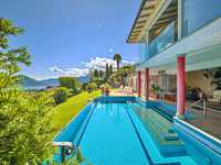 FIVE BEDROOM LUXURY PROPERTY IN EXCLUSIVE LOCATION