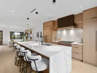 Elegance and Style in the Heights