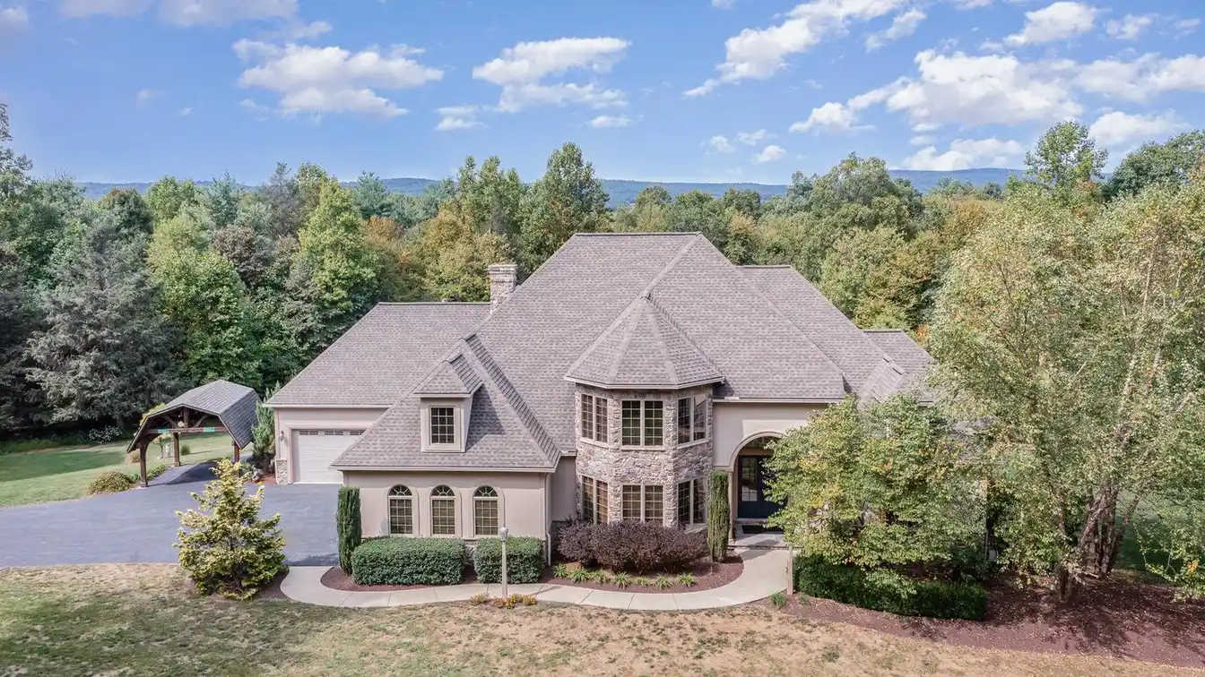 Modern Comfort and Timeless Elegance in a Serene Setting
