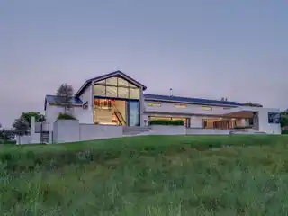 A Home for Those Who Understand the Art of Living