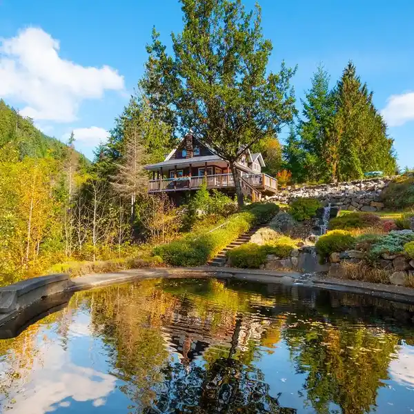 ONE-OF-A-KIND 5.8-ACRE BOWEN PROPERTY