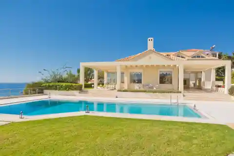 Luxury Sea View Villa for Rent