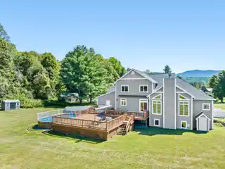 Comfort, Convenience & Resort-Style Living