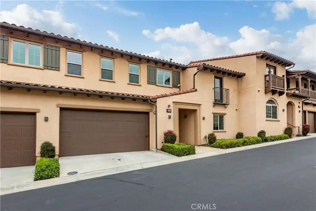 Turnkey Townhouse in Sol Y Mar Village