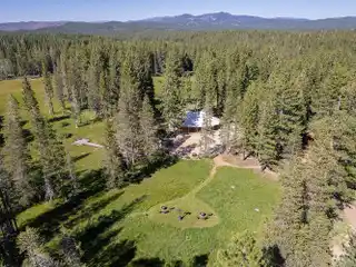 Off-grid Luxury Estate in Tahoe National Forest