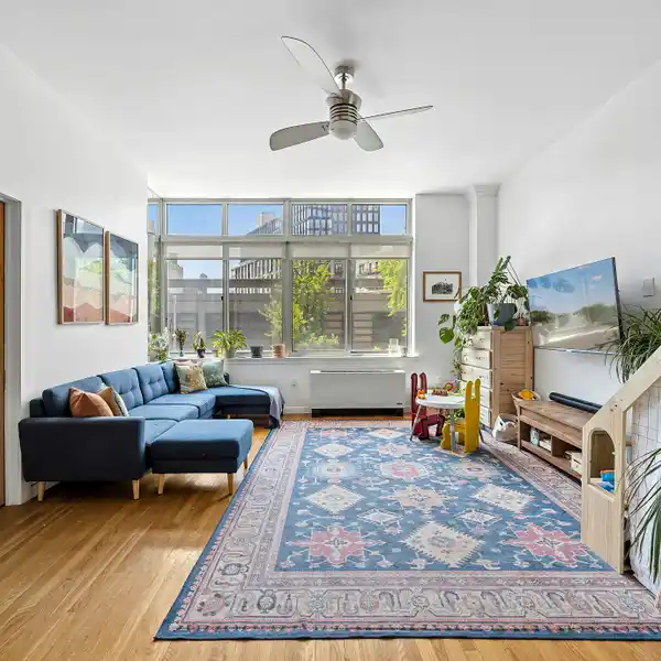 SPACIOUS HARLEM LOFT STEPS FROM MIDTOWN