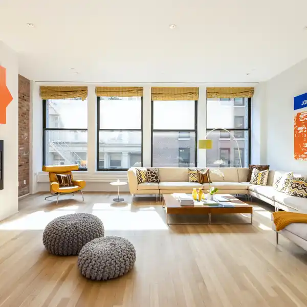 LIGHT-FILLED SOHO LOFT